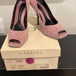 Mauve color pumps peep tow